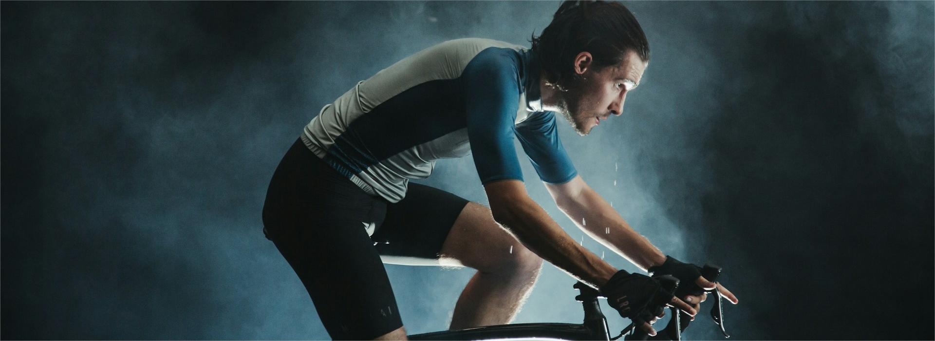 Sports Comprehensive Equipment Shop -Sports Comprehensive Equipment Shop munbaik cycling clothing Ln9uvGy5Yio unsplash 1